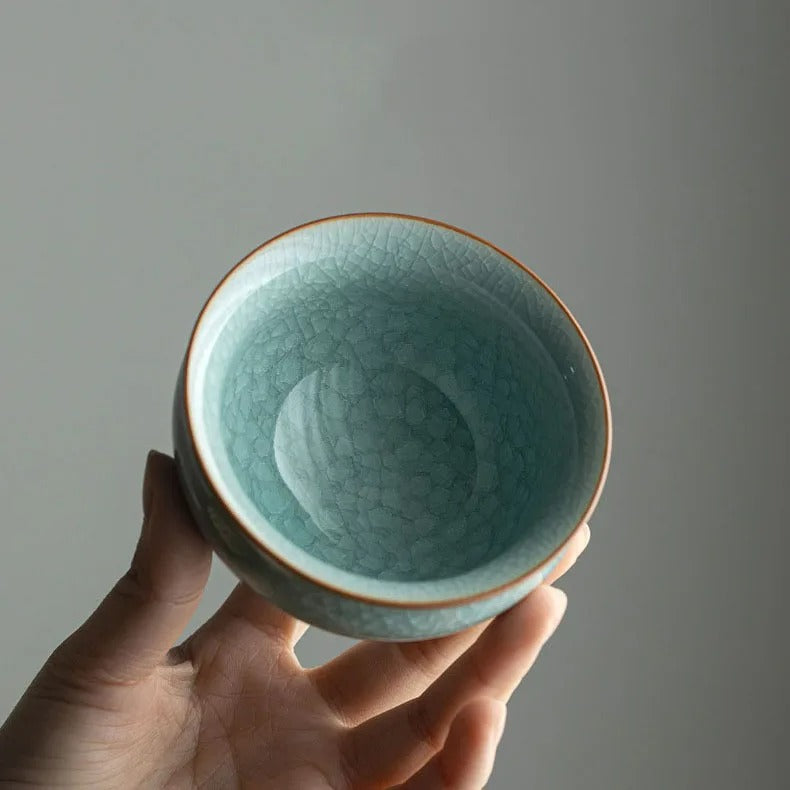Notre tasses craquelée en détail.