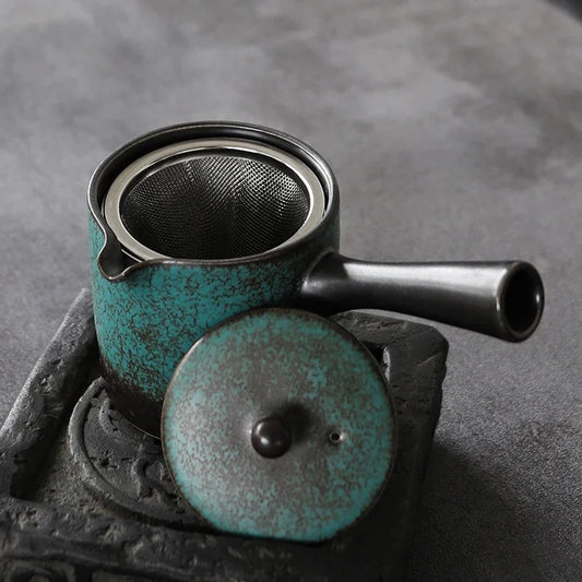Notre kyuzu Turquoise avec sin infuseur intégré