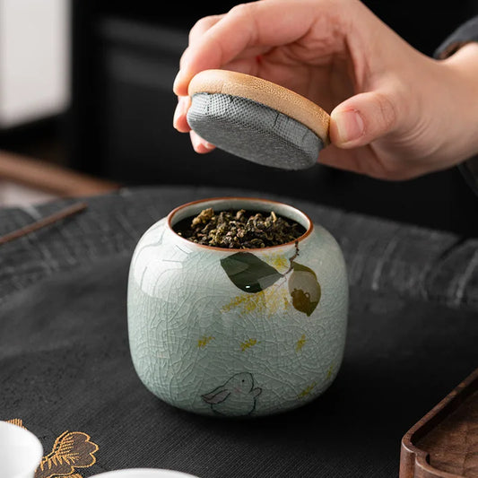 Chinese tea pot ceramic mini miniature sealed pot storage tea packaging box portable 1PC