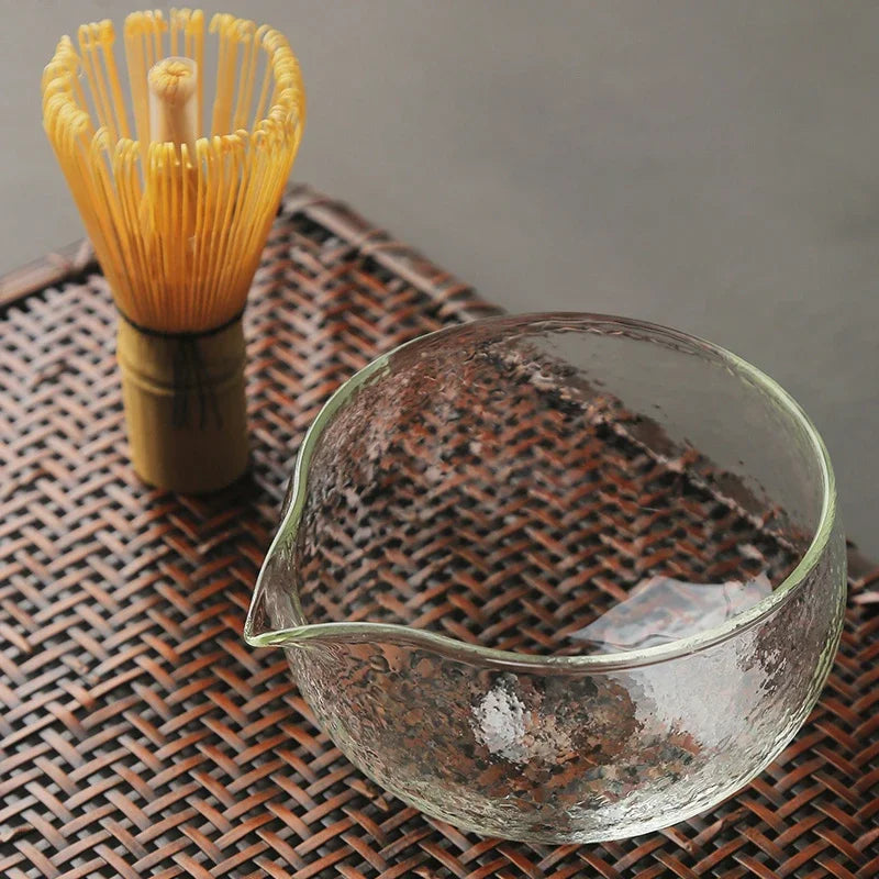 Notre chawan en verre avec son chazen